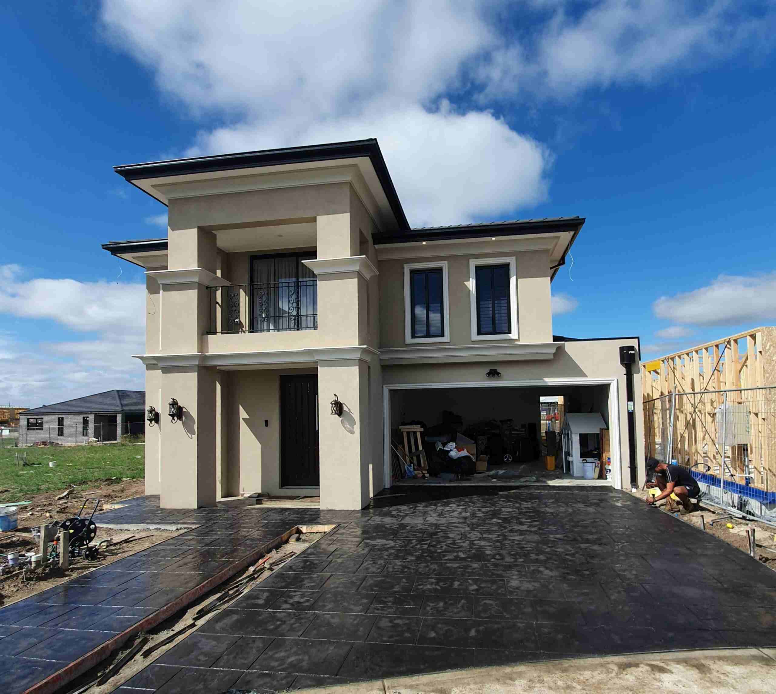 Concrete Driveways Fitzroy | Coloured Concrete & Exposed Aggregate Styles